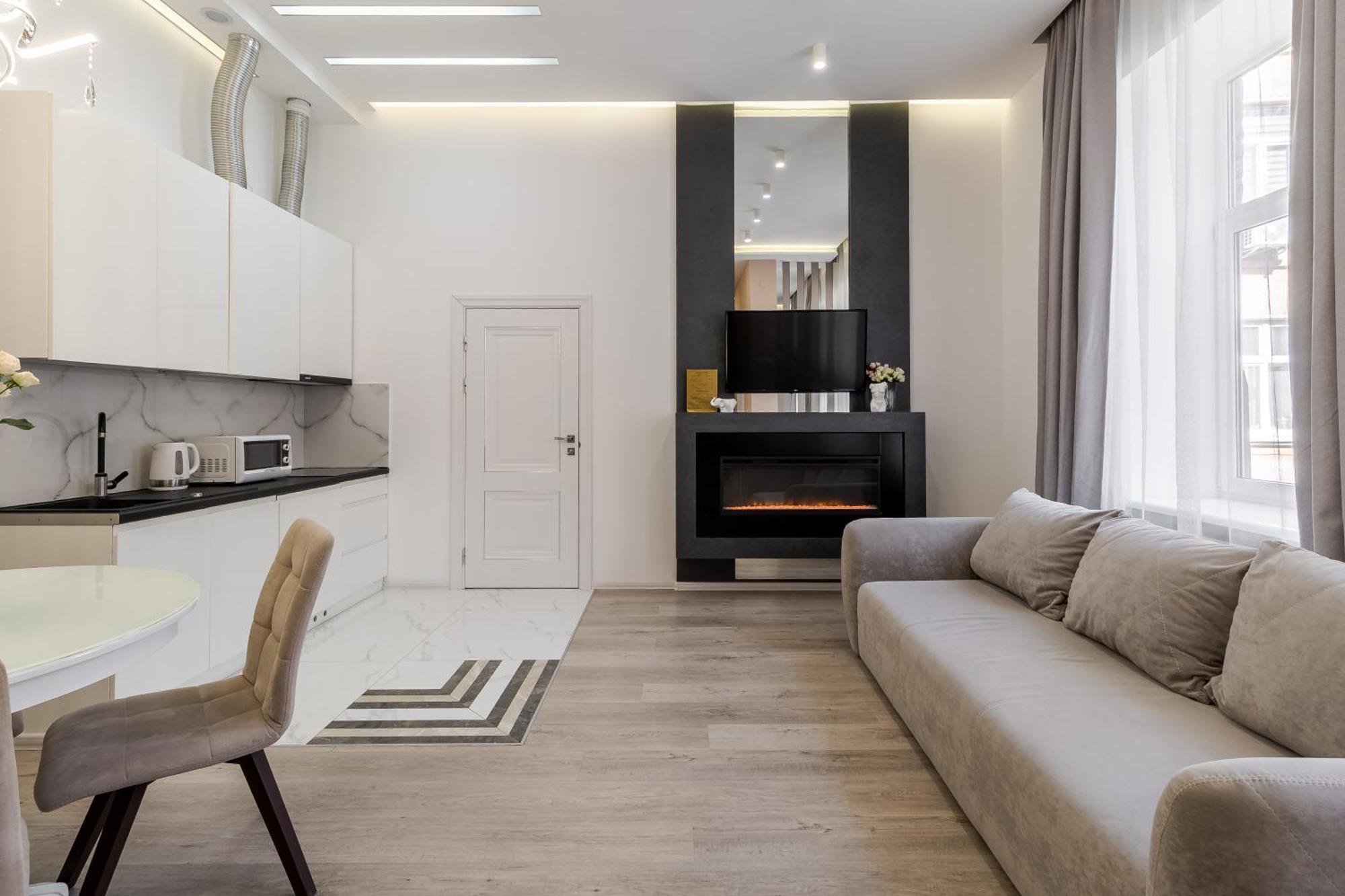 Royal Stylish Apartment In The Old City Lviv Kültér fotó